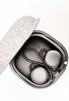 Miniaturowe słuchawki wysokiej jakości